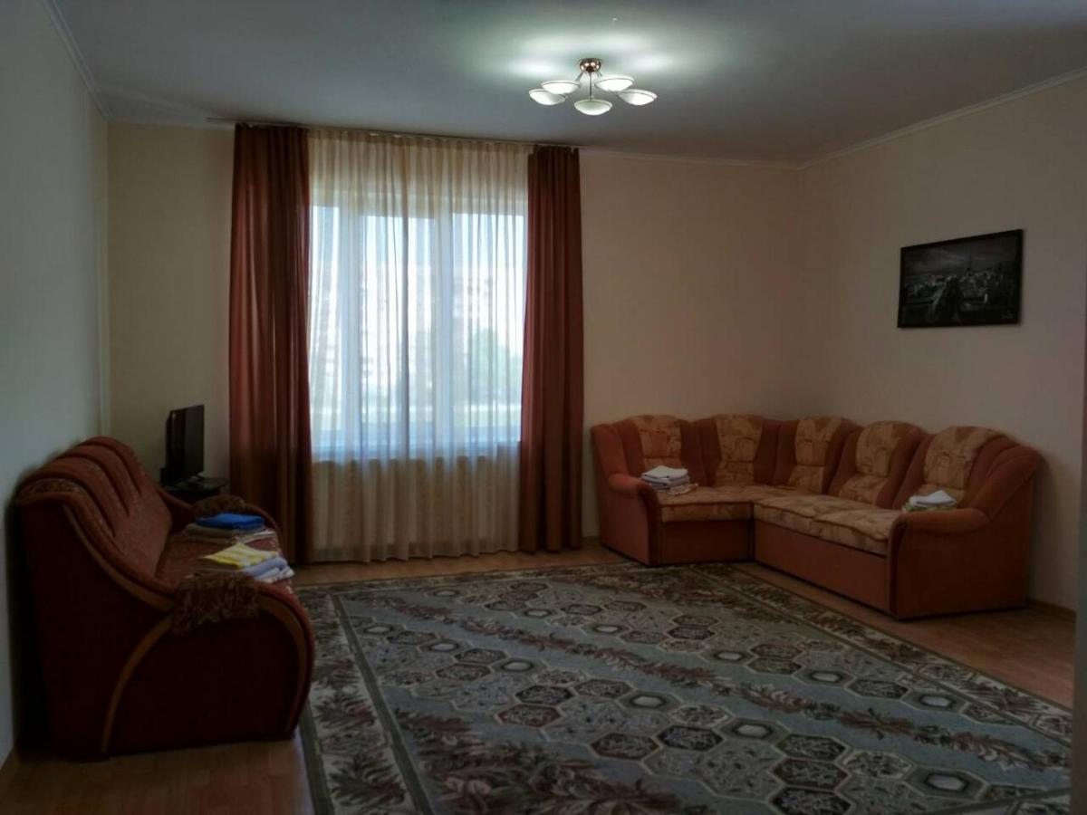 Apartments Domovik Просторная Квартира С Видом На Горы Mukacheve Luaran gambar