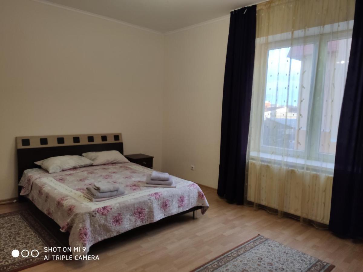 Apartments Domovik Просторная Квартира С Видом На Горы Mukacheve Luaran gambar