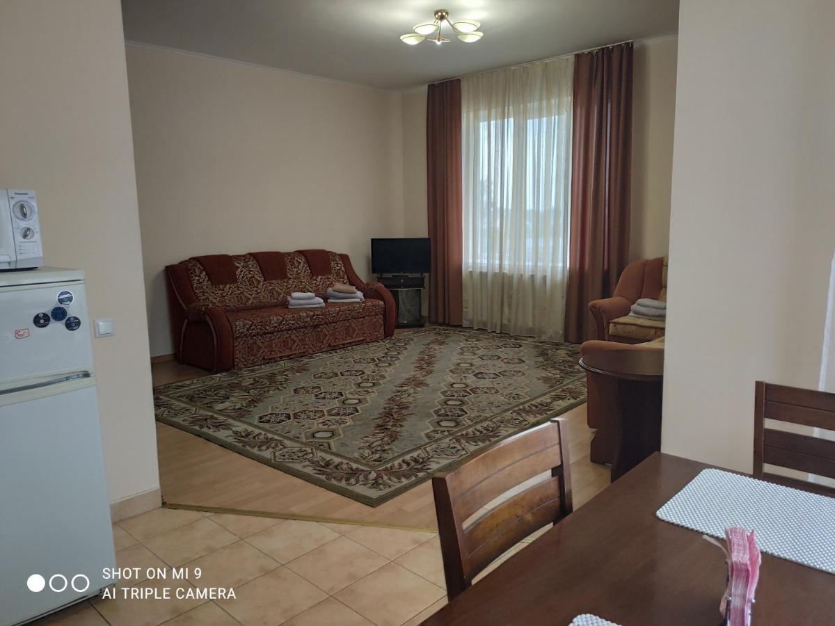 Apartments Domovik Просторная Квартира С Видом На Горы Mukacheve Luaran gambar